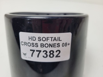 HARLEY DAVIDSON SOFTAIL CROSS BONES 2009+ OBUDOWA LICZNIKA NA ZBIORNIK