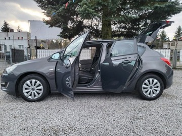 Opel Astra J GTC 1.4 Turbo ECOTEC 120KM 2013 Opel Astra 1.4 Turbo 120 KM I Właściciel 101, zdjęcie 8