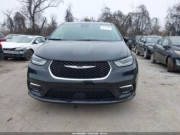 Chrysler Pacifica II 2024 Chrysler Pacifica Hybrid Select 2024 3.6 Hybryda 287KM, zdjęcie 7