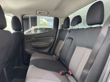 Mitsubishi L200 V Club Cab 2.4 154KM 2019 Mitsubishi L200 DC Invite EU6 Pickup Wyciagarka Hak Salon Polska FV23, zdjęcie 11
