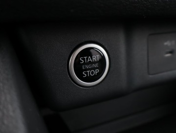 Nissan X-Trail IV 1.5 VC-T MHEV 163KM 2023 Nissan X-Trail 1.5 VC-T MHEV, Salon Polska, zdjęcie 20