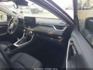 Toyota RAV4 V 2023 Toyota RAV4 xle premium, 2023r., 4x4, 2.5L 2.5 Benzyna 203KM, zdjęcie 8