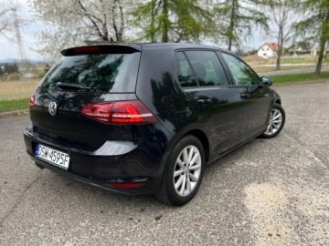Volkswagen Golf VII Hatchback 3d 2.0 TDI-CR DPF 150KM 2015 Volkswagen Golf Volkswagen Golf VII 2.0 TDI 150KM Lounge BMT 12-2015 2.0, zdjęcie 2