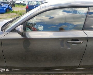 BMW 1 E87 08R 3D DVEŘE LEVÝ PŘEDNÍ A22