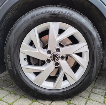 Volkswagen Tiguan II SUV Facelifting 2.0 TSI 190KM 2022 Volkswagen Tiguan benzyna, automatyczna, napęd 4x4, zdjęcie 28