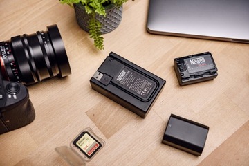 Двухканальное зарядное устройство Newell FDL-USB-C для NP-W126