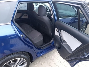 Toyota Avensis III Wagon Facelifting 2015 2.0 D-4D 143KM 2017 Toyota Avensis 2.0 D-4D Premium III (2009-) Toyota, zdjęcie 15