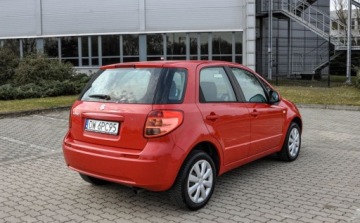 Suzuki SX4 I Hatchback 1.5 i 16V 100KM 2006 Suzuki SX4 1,5 Bezwypadkowy 1.5 Benzyna 99KM, zdjęcie 3