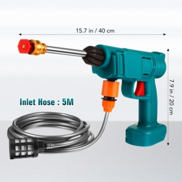 Водяной пистолет высокого давления для мойки автомобилей.