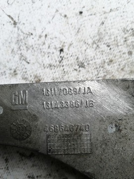 4323 OPEL MERIVA UCHYCENÍ ULOŽENÍ PŘEVODOVKY 13117089