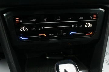 Volkswagen Tiguan II SUV Facelifting 2.0 TDI 150KM 2022 Volkswagen Tiguan 2.0 TDI DSG Night Shade Salon, zdjęcie 25