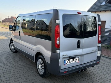 Opel Vivaro A 2011 Opel Vivaro Zarejestrowany Klima 2.0 DCI 9-osobowy, zdjęcie 3