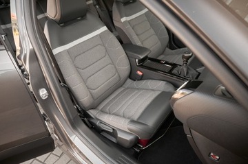 Citroen C4 III SUV 1.5 BlueHDi 110KM 2021 C4 __ HEAD UP __ KEYLESS GO __ SUPER UTRZYMANY, zdjęcie 26