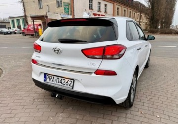 Hyundai i30 II Wagon Facelifting 1.6 CRDi 110KM 2017 Hyundai i30 1.6Crdi 110 PS NAVI Kamera Extra stan 1.6 Diesel 110KM, zdjęcie 23