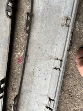 LIŠTA MERCEDES W211 TŘÍDA E EVROPA NÁRAZNÍKU