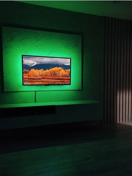 ЦВЕТНАЯ СВЕТОДИОДНАЯ ЛЕНТА RGB ДЛИНОЙ 5М 2835 НАСТОЛЬНЫЙ КОМПЛЕКТ + ПУЛЬТ ДИСТАНЦИОННОГО УПРАВЛЕНИЯ