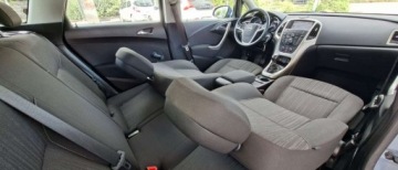 Opel Astra J Sports Tourer 1.6 Turbo ECOTEC 180KM 2011 Opel Astra Opel Astra 1.6 Turbo Cosmo 1.6 Benzyna 180KM, zdjęcie 16