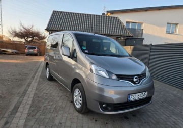 Nissan NV200 Combi 1.5 dCi 110KM 2013 Nissan NV200 Swiezo sprowadzony Zarejestrowany w PL. 7 osob. 1.5 110KM, zdjęcie 2
