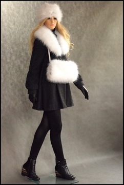 Комплект из мехового воротника и шапки