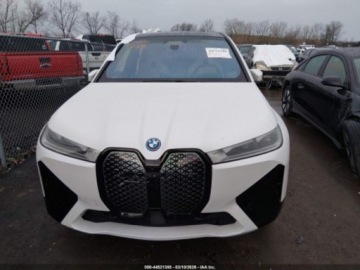 BMW iX 2024 BMW iX xDrive50 2024 Elektryczny 516KM, zdjęcie 7