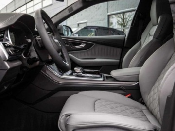 Audi Q7 II (4M) SUV Facelifting  3.0 50 TDI 286KM 2026 AUDI Q7 TDI quattro S Line Suv 3.0 (286 KM) 2026, zdjęcie 4
