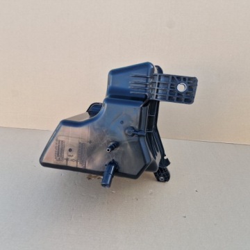 AdBlue bakas MERCEDES SPRINTER W907 W910 A9104700000 – nuotrauka 8