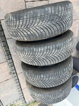 4× Goodyear Vector 4Seasons G3 22rok 205/55R16 94 V przyczepność na śniegu