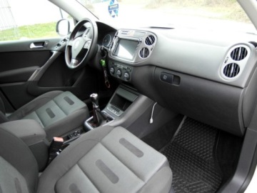Volkswagen Tiguan I SUV 2.0 TDI CR DPF 140KM 2008 Volkswagen Tiguan Webasto 4x4 Nawigacja Bi-Xenon Klimatronik 2.0 Diesel, zdjęcie 18