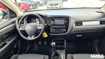 Mitsubishi Outlander III SUV Facelifting 2015 2.0 MIVEC 150KM 2016 Mitsubishi Outlander 2.0Benz manual Kamera czujniki climatronic 100 bezwyp, zdjęcie 3