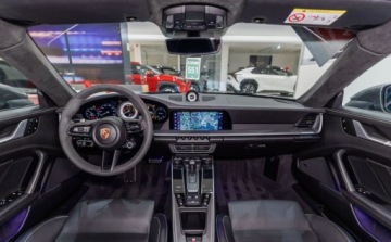 Porsche 911 992 Turbo 3.7 580KM 2023 Porsche 911 Turbo 3.7 Benzyna 580KM, zdjęcie 36