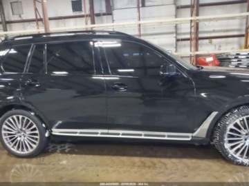 BMW X7 2021 BMW X7 2021 BMW X7 XDRIVE40I 3.0 Benzyna 335KM, zdjęcie 12