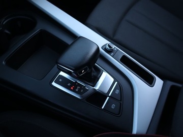 Audi A4 B9 Avant Facelifting 2.0 35 TDI 163KM 2022 Audi A4 35 TDI, Salon Polska, 1. Właściciel, zdjęcie 12