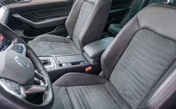 Volkswagen Passat B8 2021 Volkswagen Passat 2.0TDI 150KM Elegance DSG Virtual cockpit 53000km Grzana, zdjęcie 9