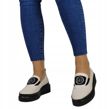 КОЖАНЫЕ ТУФЛИ ЖЕНСКИЕ НА ПЛАТФОРМЕ, БЕЖЕВЫЕ