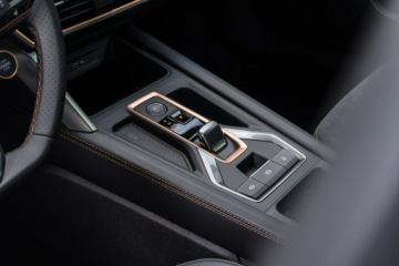 Cupra Leon II Hatchback Facelifting 1.5 eTSI MHEV 150KM 2025 Cupra Leon 1.5 eTSI 150 KM DSG, zdjęcie 22