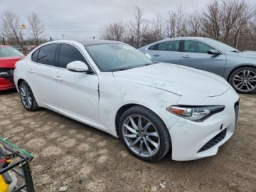 Alfa Romeo Giulia II Sedan 2.0 TBi 280KM 2018 Alfa Romeo Giulia 2018 ALFA ROMEO GIULIA Q4 2.0 Benzyna 280KM, zdjęcie 4