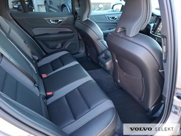 Volvo V60 II  Kombi Facelifting 2.0 B4 B 197KM 2024 Volvo V60 V60 B4 B Plus Dark aut Pakiet Climate Pa, zdjęcie 10