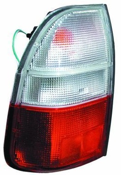 DEPO SVĚTLO ZADNÍ PRAVÁ MITSUBISHI L200 02-04 P