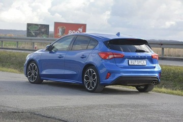 Ford Focus III Hatchback 5d facelifting 1.5 TDCi 120KM 2018 Ford Focus 1.5EcoBlue STLine doinwestowany Android, zdjęcie 3