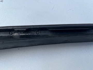 LEVÝ LIŠTA SLOUPU OKNO ČELNÍ CITROEN C2 03-09R.