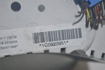 PŘÍSTROJOVÁ DESKA BUDÍK VW NEW BEETLE BENZÍN 1C0920951