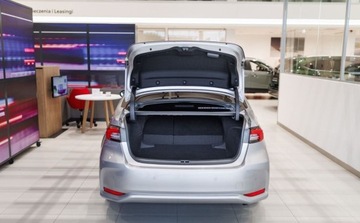 Toyota Corolla XII 2023 Toyota Corolla 1.8 Hybrid GR Sport Dynamic 1.8 Hybryda 140KM, zdjęcie 19