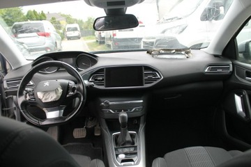 Peugeot 308 II SW 2.0 BlueHDi 150KM 2017 Peugeot 308 ROK 2017 POJ 2,0 150KM, zdjęcie 10