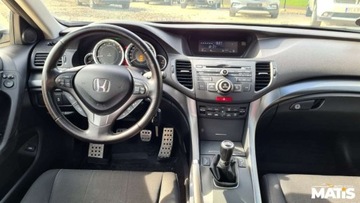 Honda Accord VIII Sedan 2.0 VTEC 156KM 2011 Honda Accord 2.0 benz manual climatronic 2xPDC..., zdjęcie 3