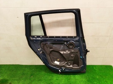 BMW 2 F46 DVEŘE LEVÝ ZADNÍ C09