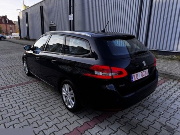 Peugeot 308 II SW Facelifting 1.2 PureTech 130KM 2019 Peugeot 308 1.2 PureTech 130 GPF Stop &amp; Start Active Business-Paket 2019r, zdjęcie 6