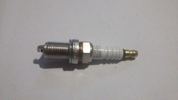 ŚWIECA ZAPŁONOWA CHAMPION RC12YC Honda GCV 135 160