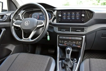 Volkswagen T-Cross SUV 1.0 TSI 110KM 2022 Volkswagen T-Cross Bezwypadkowy / Salon Polska /, zdjęcie 17