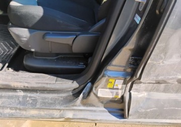 Citroen C4 Picasso I 1.6 THP 156KM 2013 Citroen C4 Picasso 2013r, 1.6 Benzyna. Lekko przetarty lewy bok. Jezdzi, zdjęcie 24
