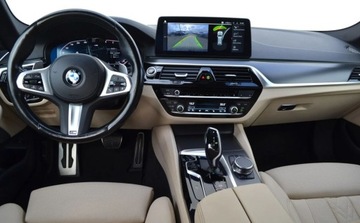 BMW Seria 5 G30-G31 Touring Facelifting 3.0 540d 340KM 2022 BMW Seria 5 BMW 540d xDrive Touring Dostawa pod dom w cenie Dealer BMW Bon, zdjęcie 5